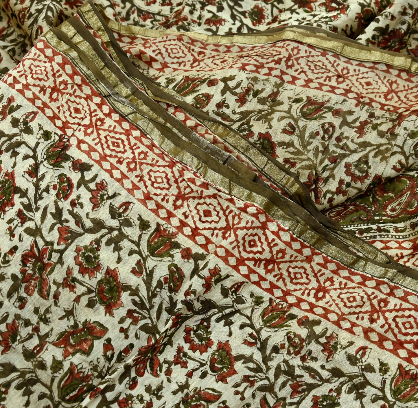Indian Vintage Sari Beige Block Printed Chanderi Cotton Craft Fabric 5Yd Sewing Soft Dress Making Bollywood sarees Crafting Zari