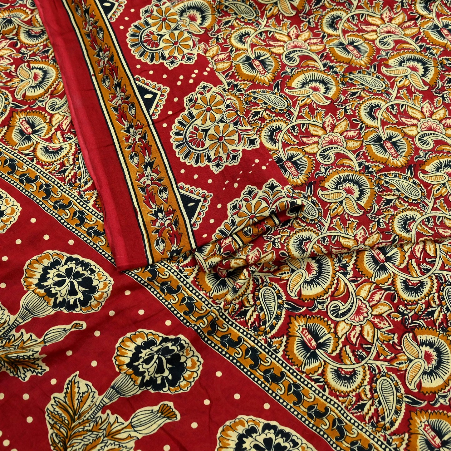Indian Vintage Red & Beige Saree Printed 100% Pure Cotton Sari Craft Fabric 5Yd Soft Sewing Sarong Wrap Dress Making Quilting Crafting