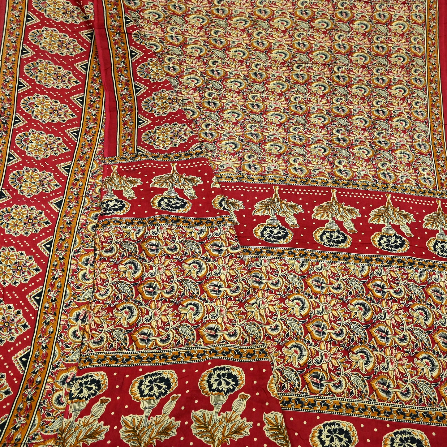 Indian Vintage Red & Beige Saree Printed 100% Pure Cotton Sari Craft Fabric 5Yd Soft Sewing Sarong Wrap Dress Making Quilting Crafting