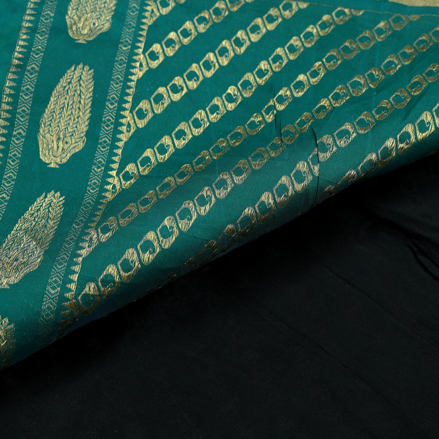 Indian Vintage Sari Black & Green Pure Silk Hand Woven Sarees Craft Fabric 5Yd Ethnic Dress Making Crafting Upcycle Quilting Zari Border