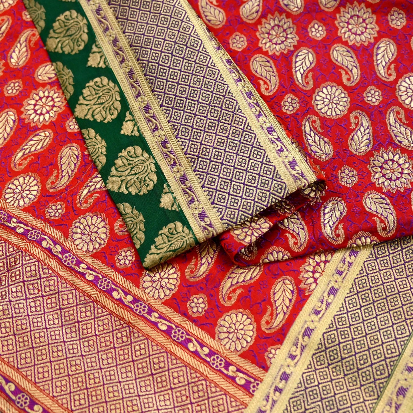 Indian Vintage Red & Green Dupatta Long Stole Pure Satin silk Woven Brocade Banarasi Scarves Veil Scarf Wrap Hippie Boho Soft Floral Zari