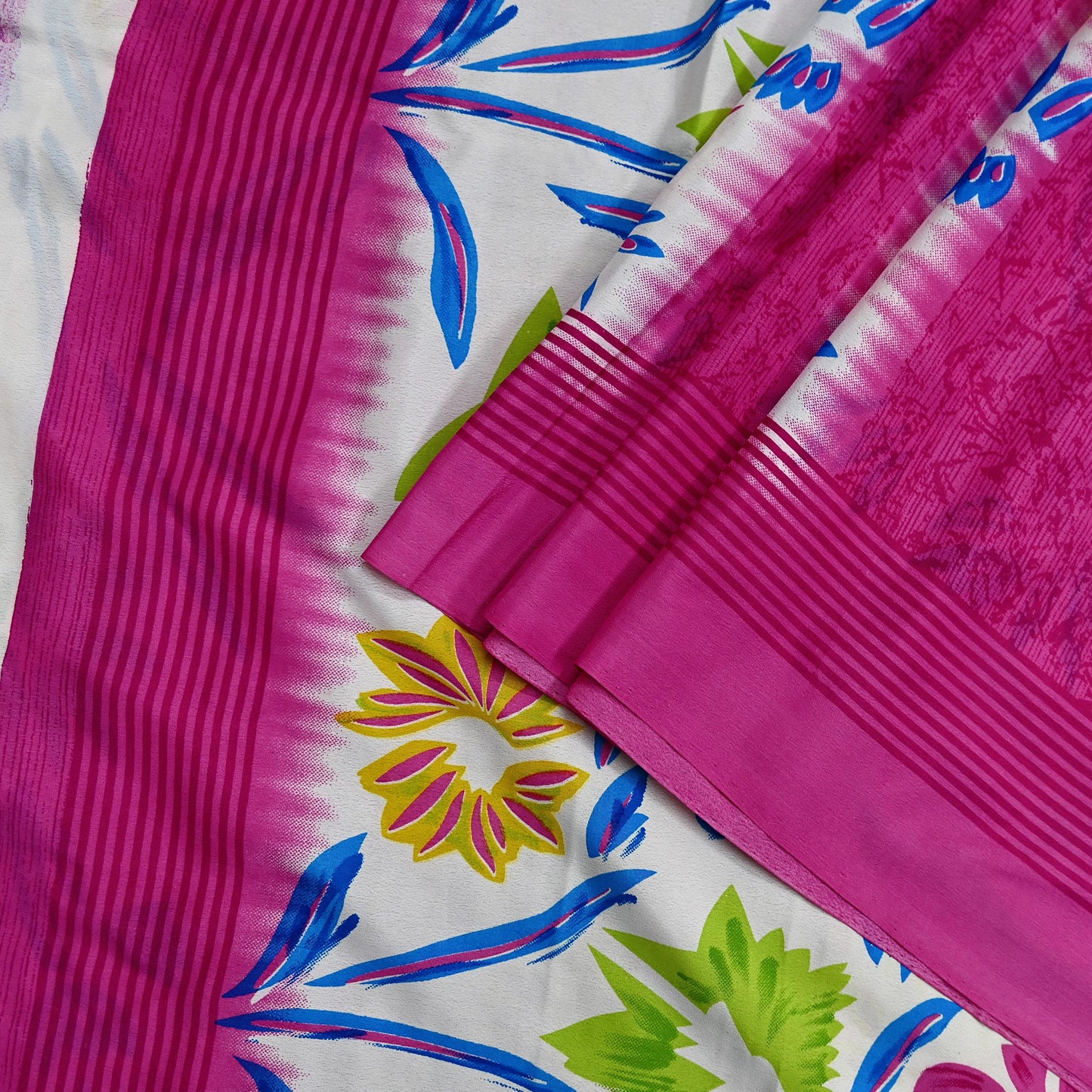Indian Vintage Sari Ivory & Pink Moss Crepe Printed Sarees 5yd Craft Fabric Sewing Floral Soft Dress making Quilting Crafting Upcycle Used