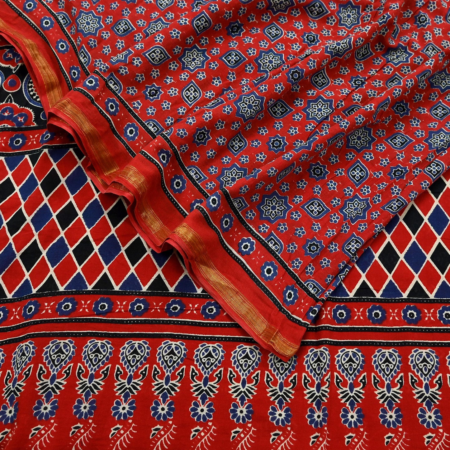 Indian Vintage Sari Red Block Printed Pure Cotton Saree Craft Fabric 6Yd Sewing Sarong Wrap Boho Floral Crafting Upcycle Quilting Zari