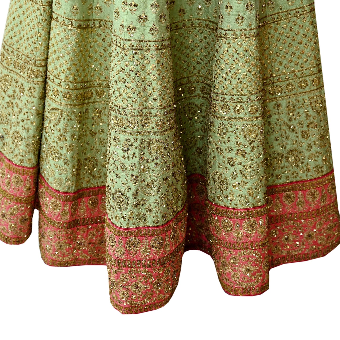 Indian Pre-owned Pink & Green Heavy Wedding Pure chhanderi Silk Hand Embroidered Lehenga/Skirt Designer By Abu Jani Zardozi Bridal Wear