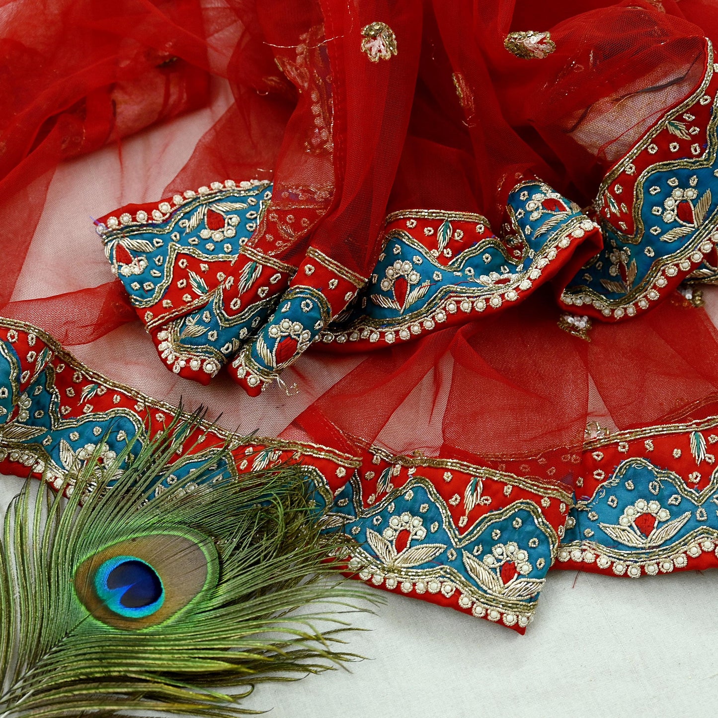 Indian Pre-owned Heavy Wedding Red Net/Mesh/ Velvet Hand Embroidered Lehenga/Dupatta Designer By Anamika Khanna Bridal Wear
