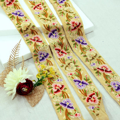 Indian Antique Vintage Real Chain Stitch Border Beige Hand Embroidered Craft Trim Lace Sewing Sarees Ribbon Recycled 1yard