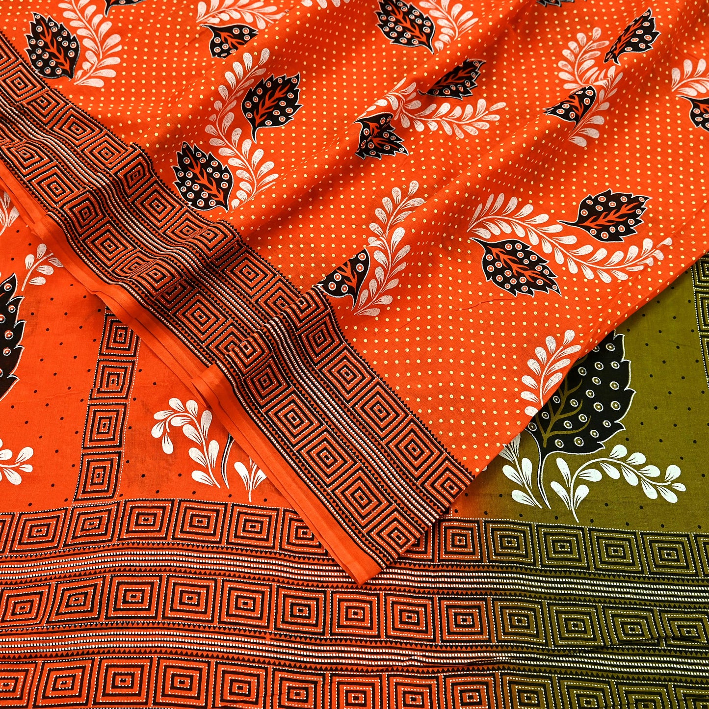 Indian Vintage Sari Green & Orange Printed Pure Cotton Sarees Craft Soft Fabric 5Yd Sewing Sarong Wrap Boho Floral Upcycle Dress making