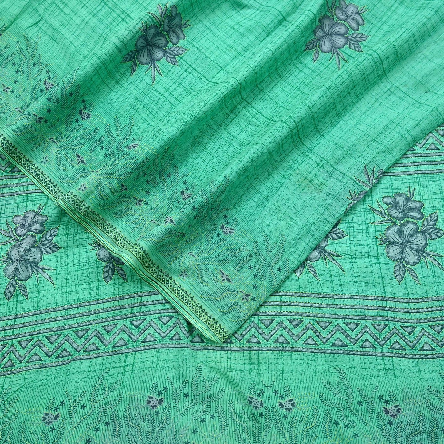 Indian Vintage Green Saree Printed Pure Cotton Sari Craft Fabric 5Yd Soft Sewing Sarong Wrap Boho Floral Upcycle Quilting For Crafting