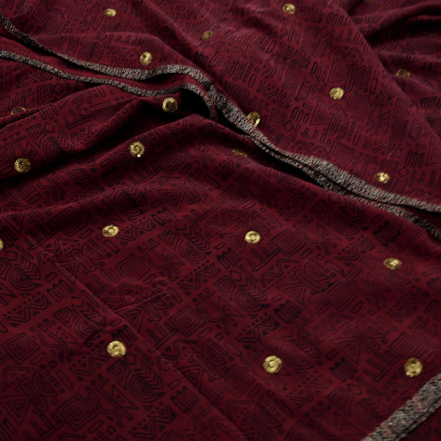 Indian Vintage Sari Maroon Pure Crepe Silk Hand Embroidered Saree 5yd Sewing Floral Craft Sequins Dress making Crafting Quilting
