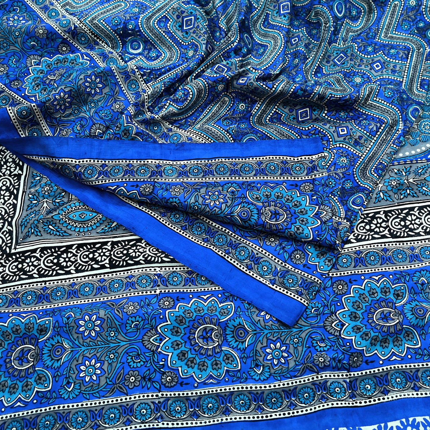 Indian Vintage Sari Blue 100% Pure Silk Printed Sarees 5yd Sewing Craft Fabric Dress Making Floral Wrap used Quilting Crafting Upcycle