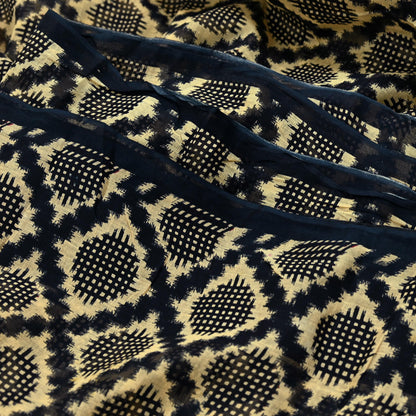 Indian Vintage Sari Beige & Black Printed Pure Cotton Sarees Fabric Floral 5Yd Sarong Wrap Boho Fabric Kimono Soft Dress making Crafting
