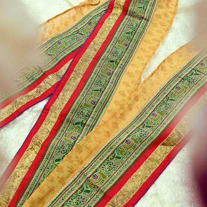 Indian Vintage Border Hand Embroidered 1yd Craft Trim Lace Sewing Ribbon Recycled Sari Border Brocade