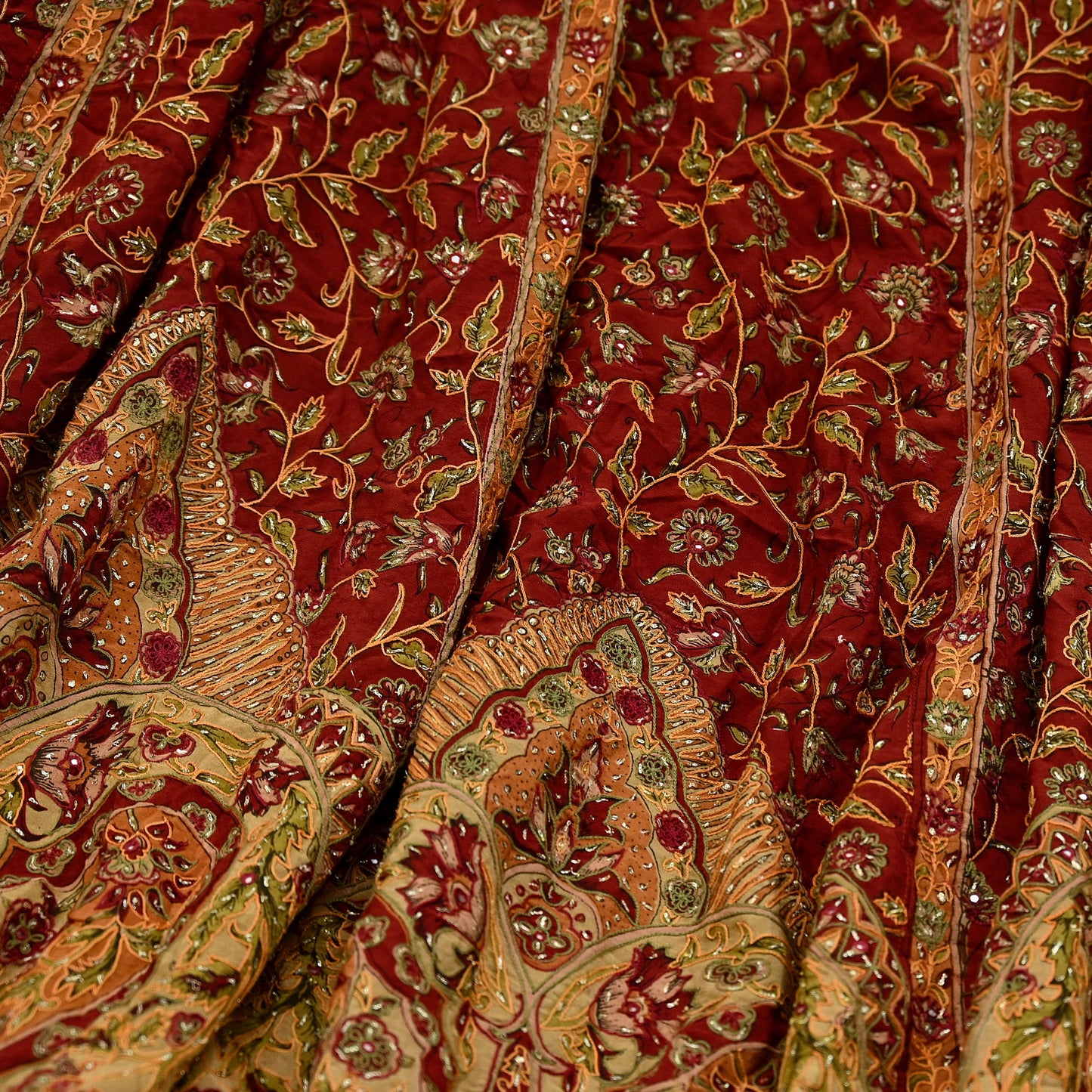 Indian Pre-owned Maroon Pure Silk Hand Embroidered Ritu Kumar Designer Lehenga/Skirt Ethnic Bollywood Party Wear
