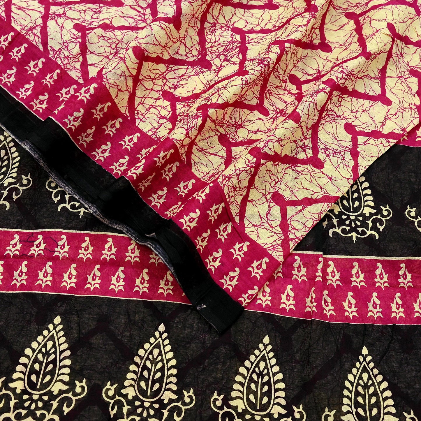 Indian Vintage Sari Beige Batik Printed Saree 100% Pure Cotton 5Yd Craft Fabric Soft Sewing Sarong Wrap Boho Quilting Dress Making