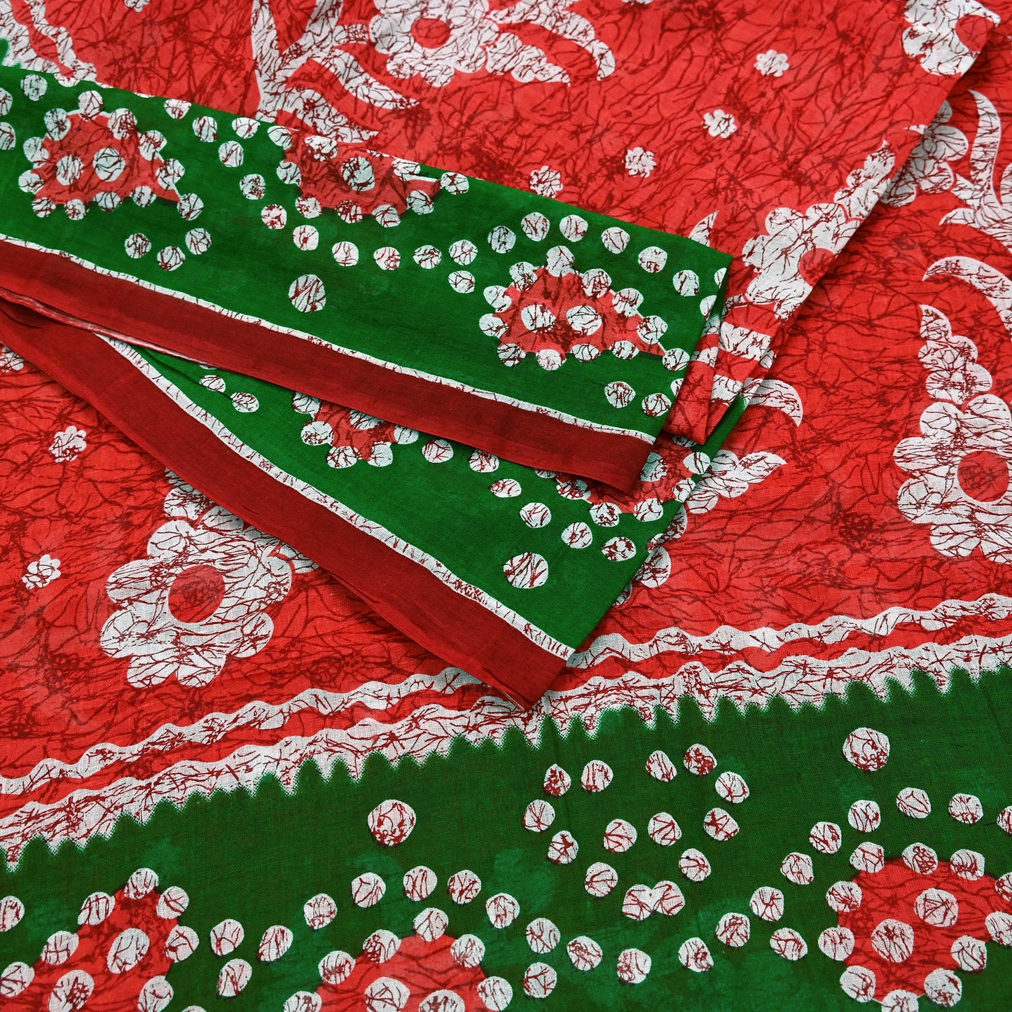 Indian Vintage Sari Red & Green Batik Printed Saree 100% Pure Cotton 5Yd Craft Fabric Soft Sewing Sarong Wrap Boho Quilting Dress Making
