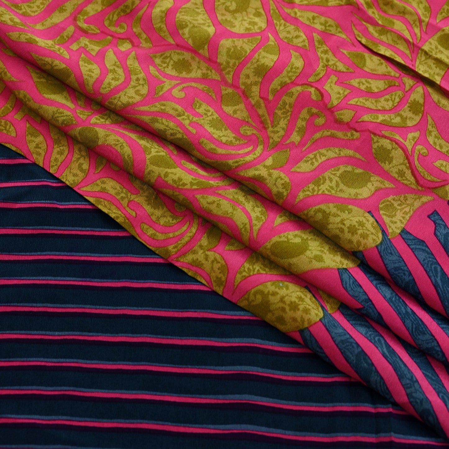 Indian Vintage Sari Green & Pink Pure Crepe Silk Printed Saree 5yd Sewing Floral Soft Craft Fabric Wrap Dress making Crafting Quilting