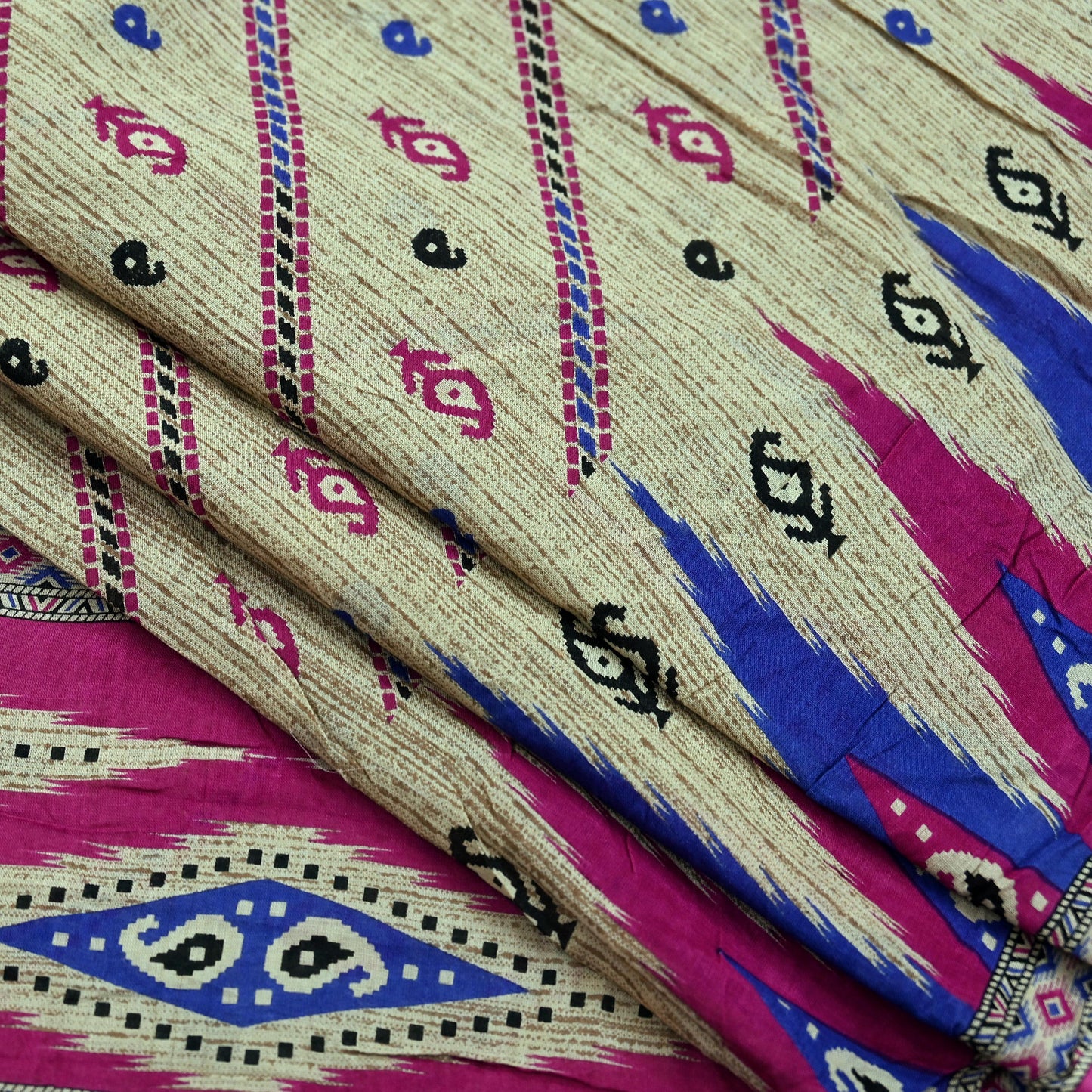 Indian Vintage Pink & Beige Saree Printed 100% Pure Cotton Sari Craft Fabric 5Yd Sewing Sarong Wrap Floral Dress making Quilting Crafting