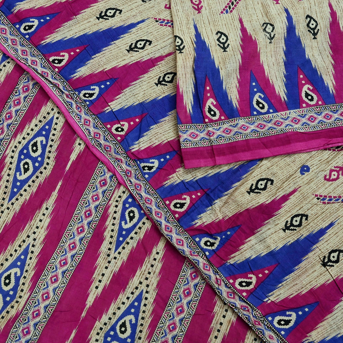 Indian Vintage Pink & Beige Saree Printed 100% Pure Cotton Sari Craft Fabric 5Yd Sewing Sarong Wrap Floral Dress making Quilting Crafting