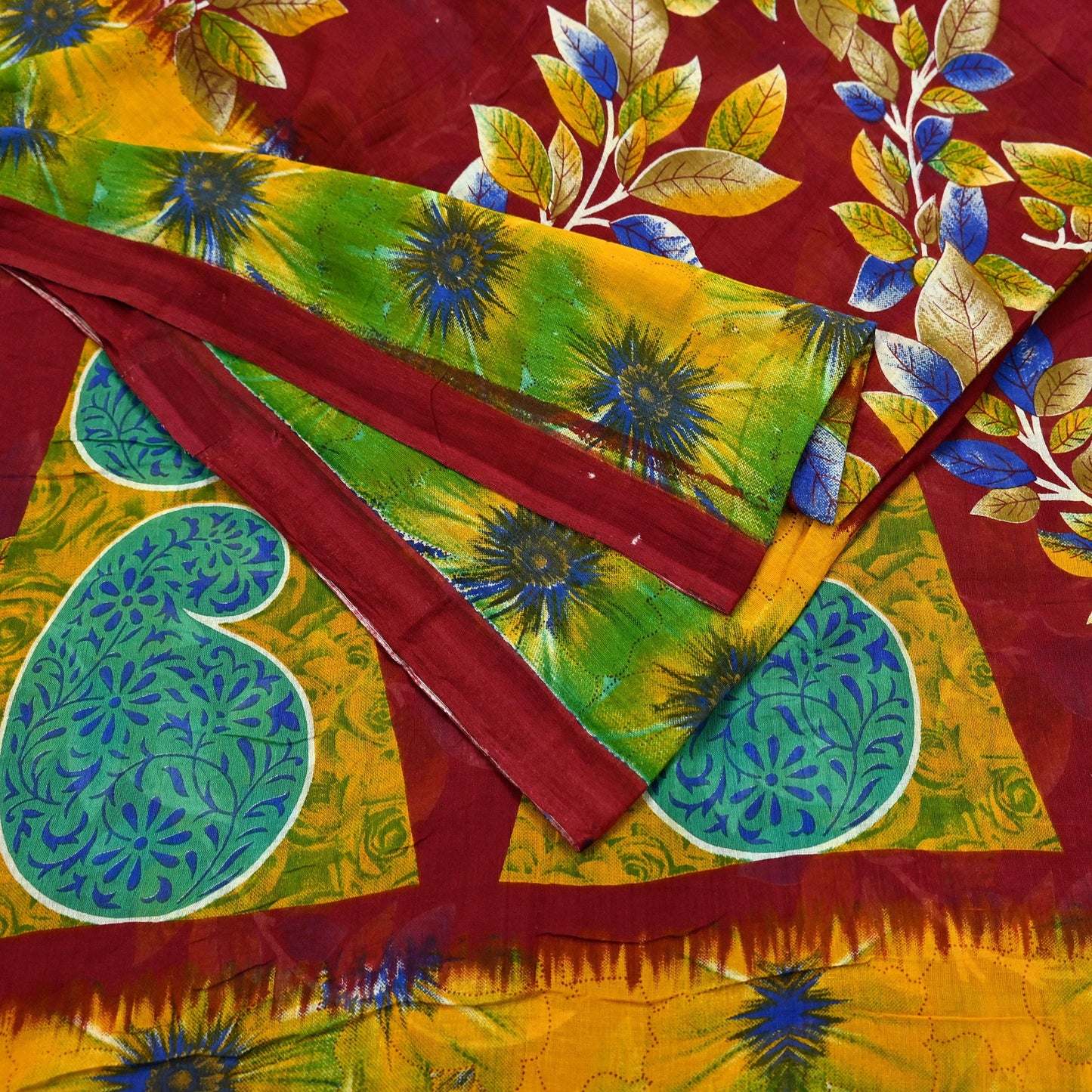 Indian Vintage Sari Maroon Printed Pure Cotton Saree Fabric Soft Floral 5Yd Sarong Wrap Boho Fabric Kimono Soft Dress Making Quilting