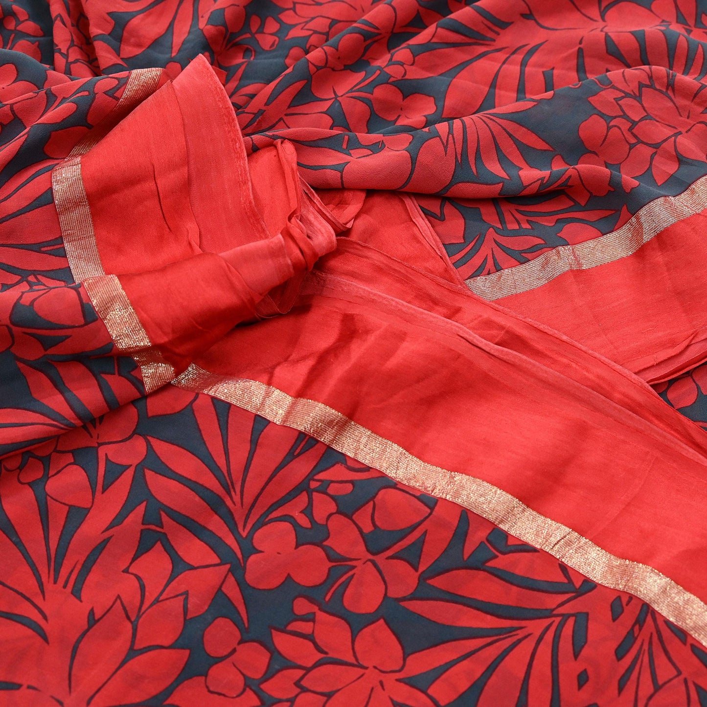 Women Vintage Sari Red & Gray Pure Georgette Silk Printed Saree Craft Fabric Sewing 5Yd Soft Light Dress Making Floral Crafting Quilting