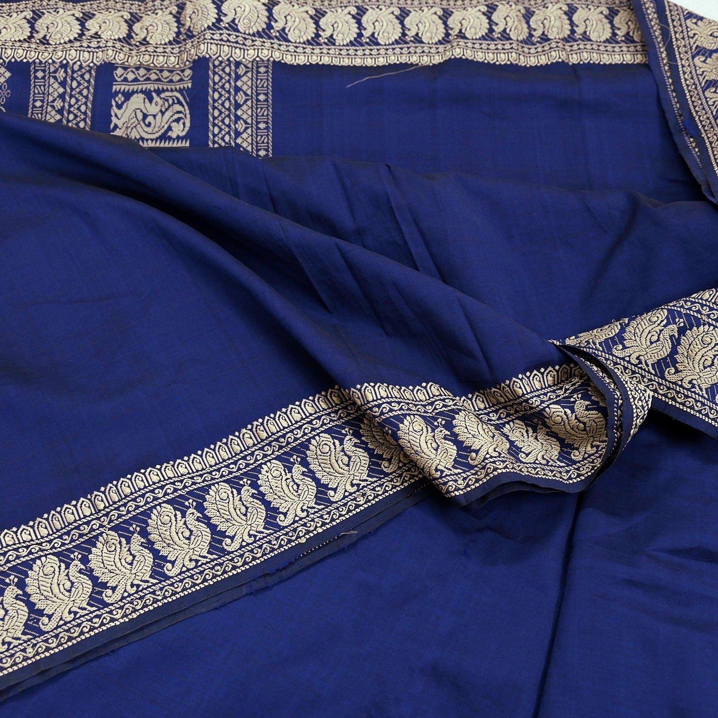 Indian Vintage Sari Blue Pure Cotton Hand Woven Baluchari Saree Craft Fabric 5yd Ethnic Humans Fringes Crafting Upcycle Quilting