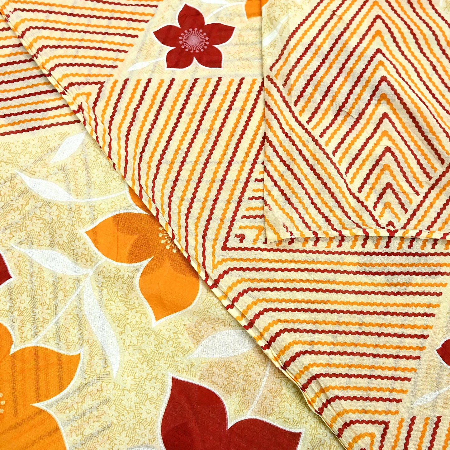 Indian Vintage Sari Ivory Printed Pure Cotton Sarees Craft Fabric Soft Floral 5Yd Sarong Wrap Boho Kimono Dress making Quilting Crafting