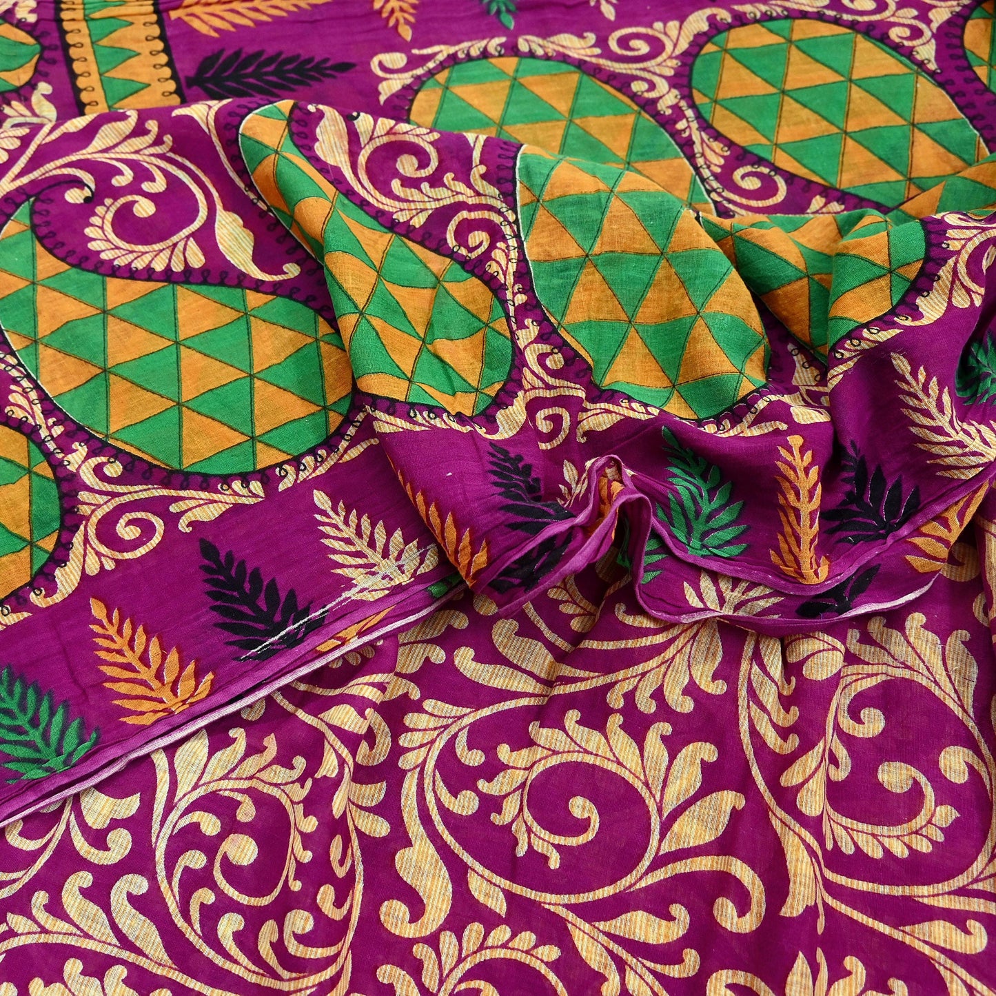 Indian Vintage Sari Purple & Ivory Pure Cotton Printed Saree 5Yd Craft Fabric Sewing Sarong Wrap Boho Floral Quilting crafting dressmaking