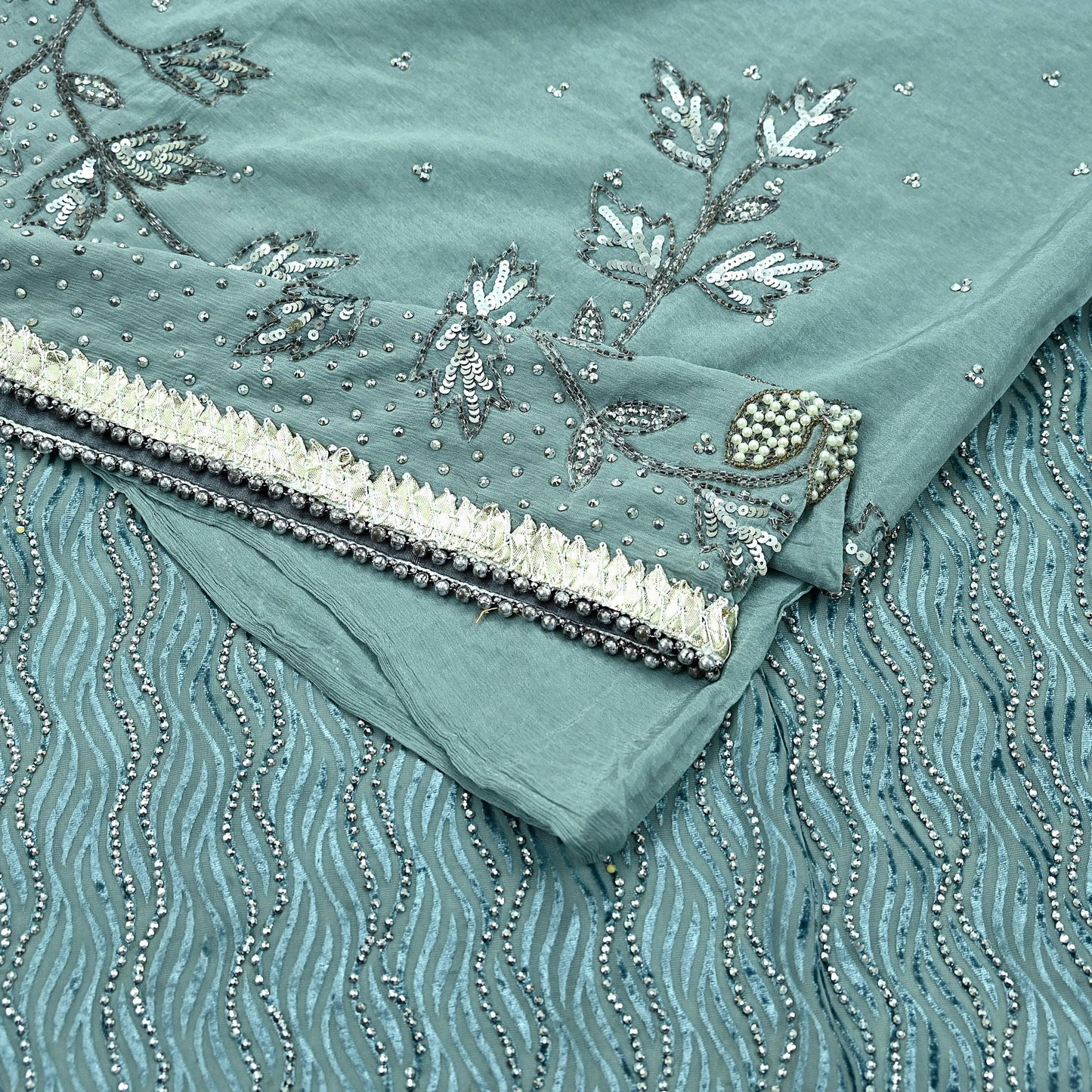 Indian Vintage Heavy Sarees Gray Pure Silk & Brasso Hand Embroidered Sari Fabric 5Yd Sewing Ethnic Sequins Wedding sarees