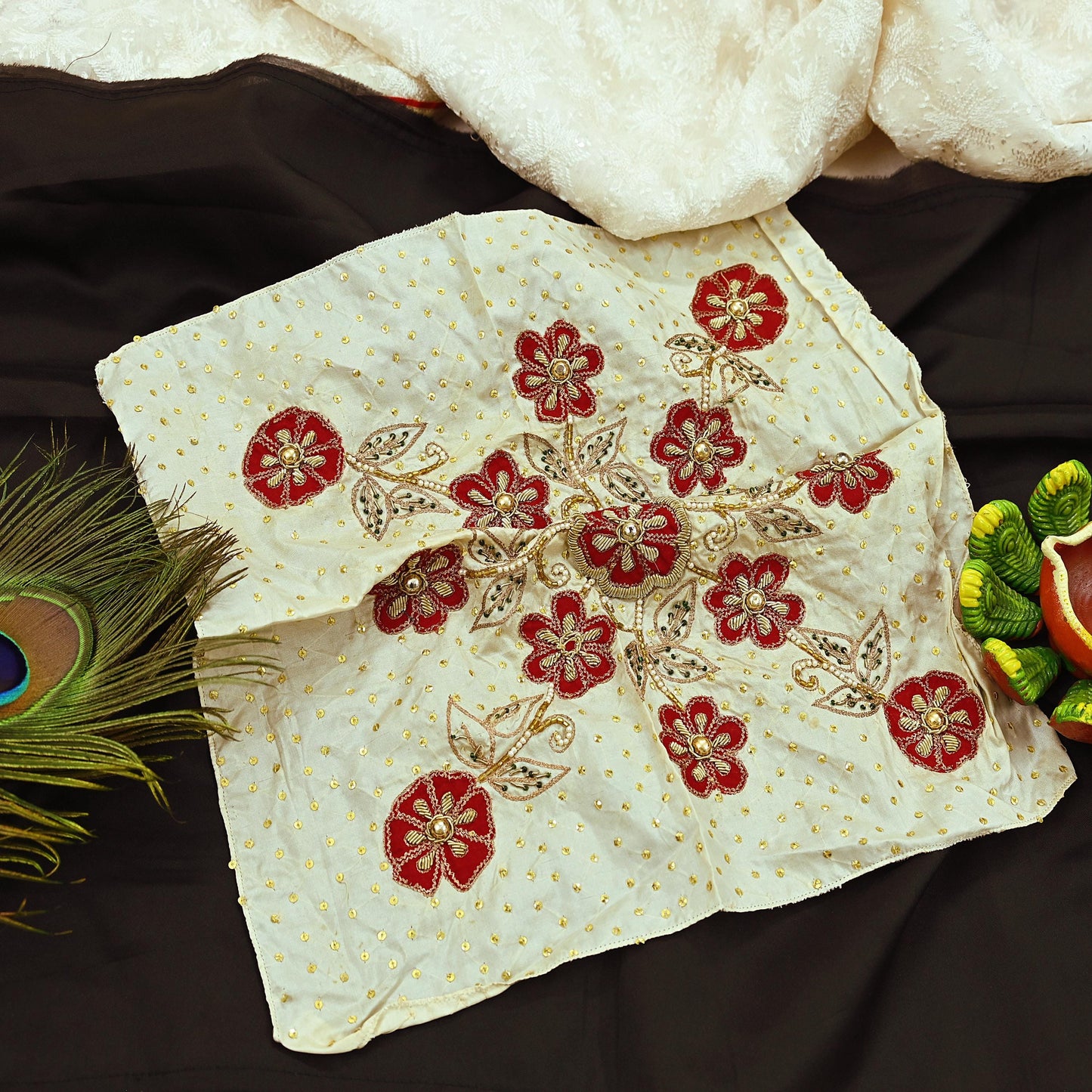 Vintage 1 Pcs Appliques Ivory Sari Pure Silk Applique VERY OLD ANTIQUE Vintage Hand Embroidered Snippets Remnants Craft Journals India Rare