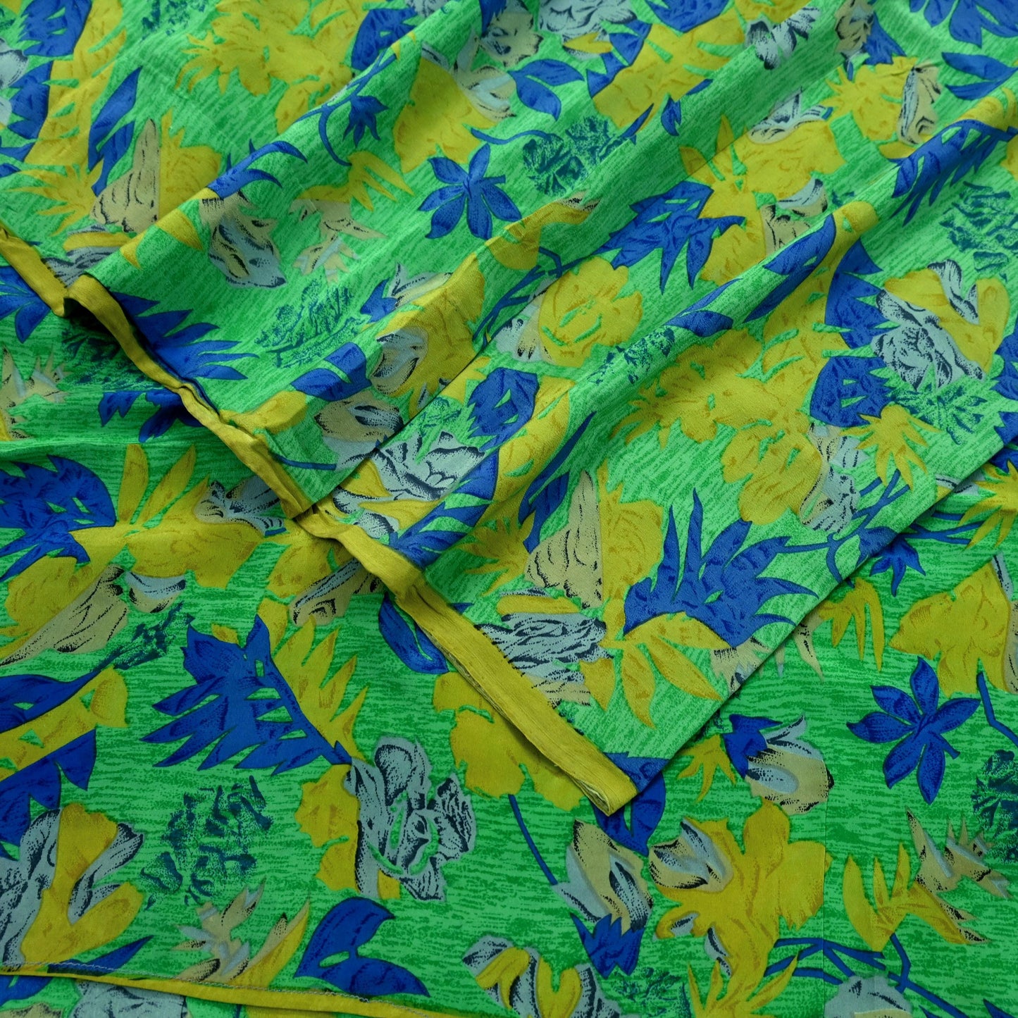 Indian Vintage Sari Lemon & Green Pure Crepe Silk Printed Sarees 6yd Sewing Floral Craft Fabric Wrap Dress making For Crafting Quilting