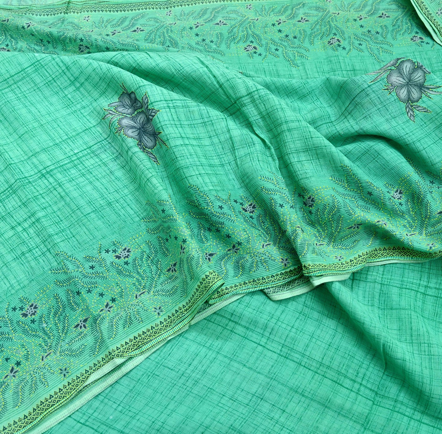 Indian Vintage Green Saree Printed Pure Cotton Sari Craft Fabric 5Yd Soft Sewing Sarong Wrap Boho Floral Upcycle Quilting For Crafting