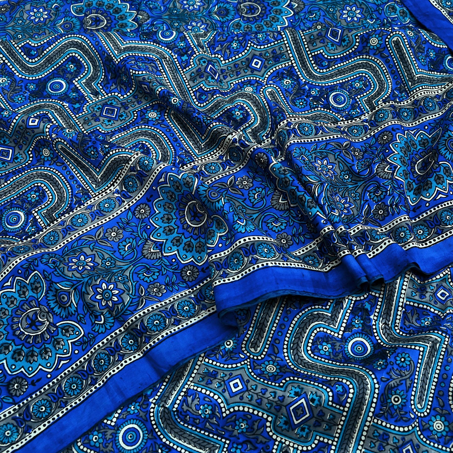 Indian Vintage Sari Blue 100% Pure Silk Printed Sarees 5yd Sewing Craft Fabric Dress Making Floral Wrap used Quilting Crafting Upcycle
