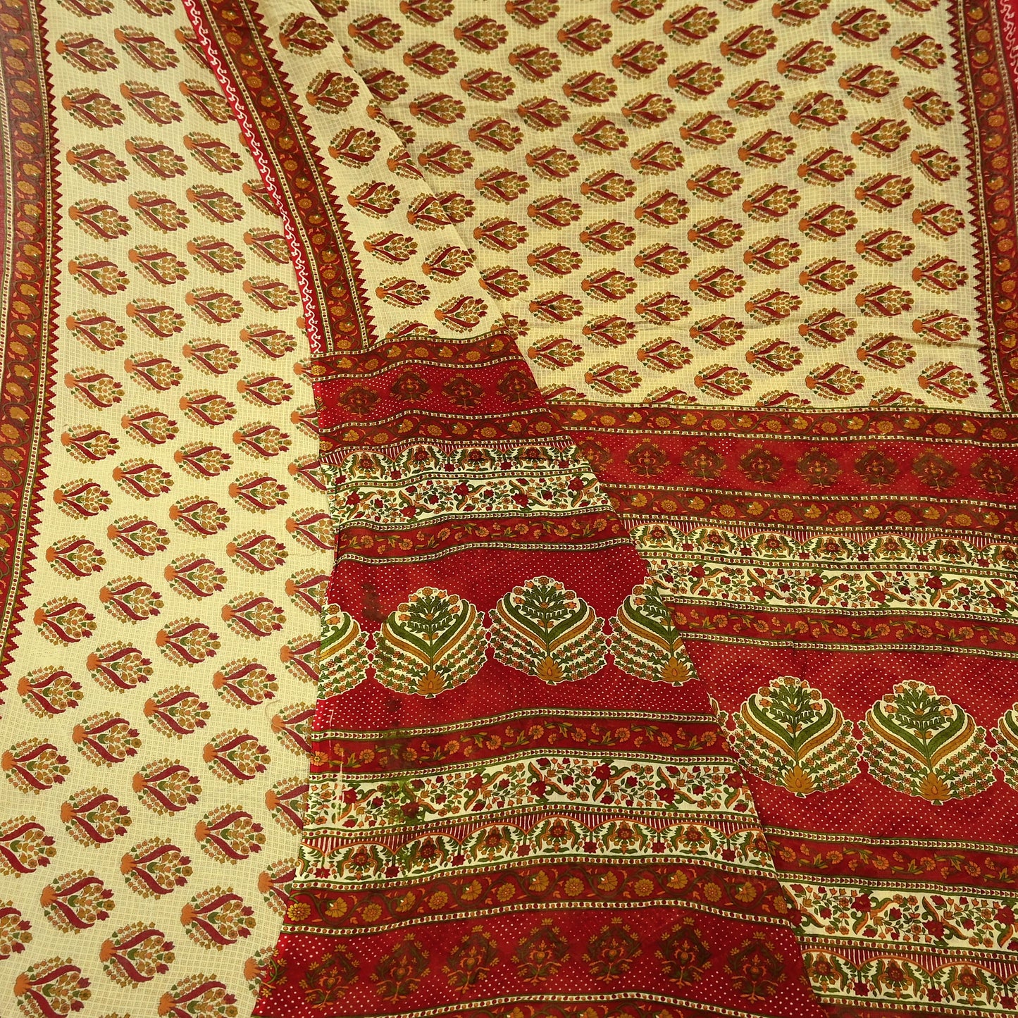 Indian Vintage Red & Beige Saree Printed 100% Pure Cotton Sari Craft Fabric 5Yd Soft Sewing Sarong Wrap Dress Making Quilting Crafting