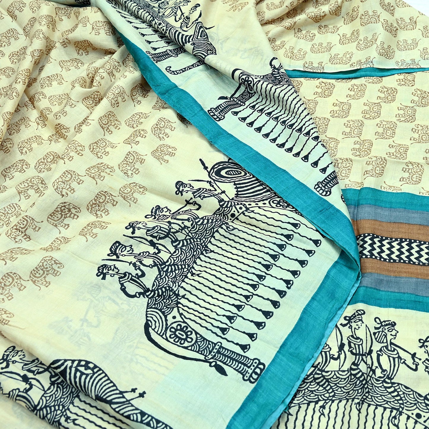 Indian Vintage Ivory Saree Pure Khadi Silk Handloom Printed Sari Fabric 6yd Ethnic Wear Sari Stripes Elephants Designs Dress making Crafting