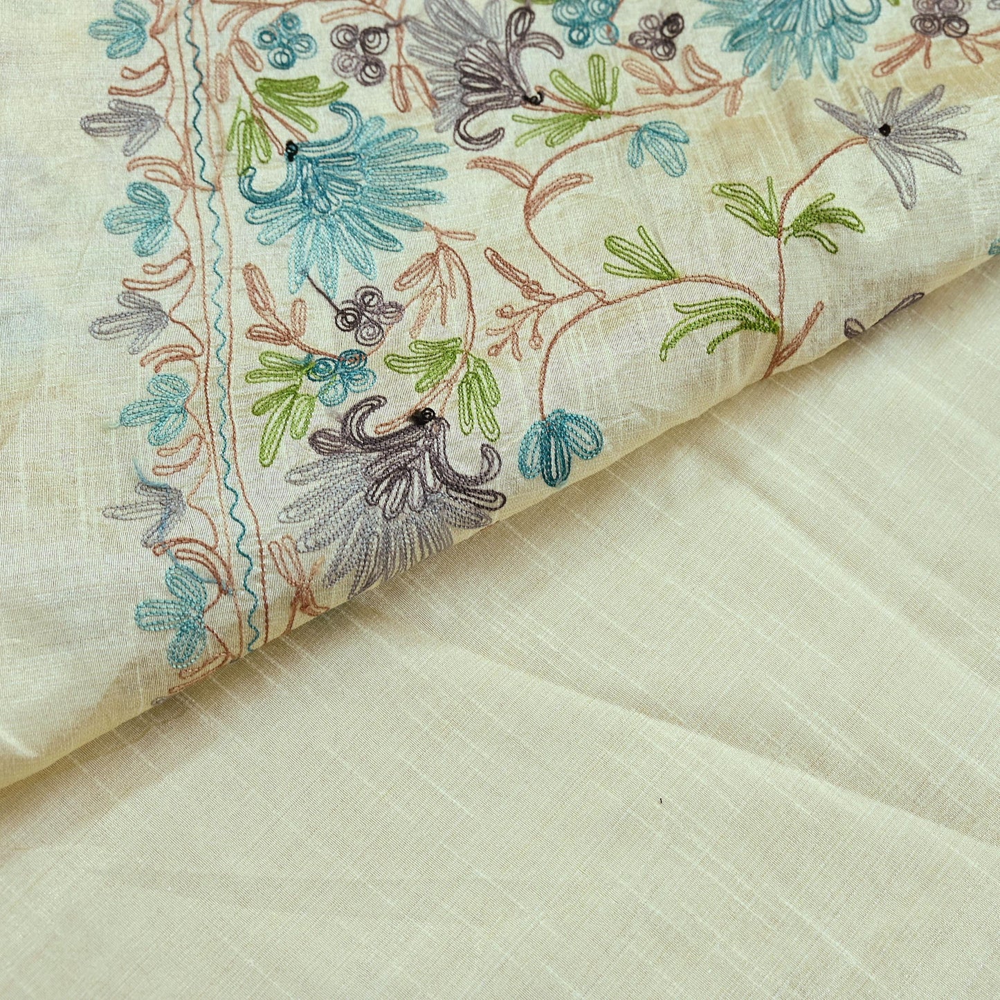 Indian Vintage Sari Ivory Artificial Silk Hand Embroidered Ari Sarees 5yd Ethnic Craft Fabric Sewing Sarees Dress making Crafting