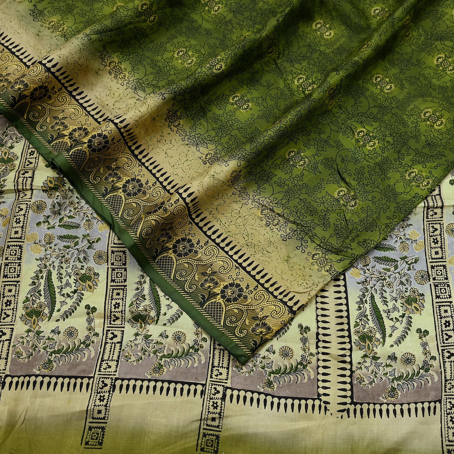 Indian Vintage Sari Green Pure Silk Printed Sarees 5yd Sewing Craft Fabric Dress Making  Soft Floral Wrap Upcycle Used Quilting Crafting