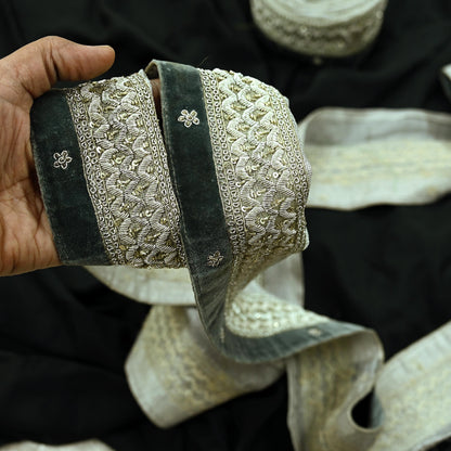 Indian Vintage Silver Sari Border Hand Embroidered 1yd Craft Trim Lace Sewing Tissue Ribbon Recycled Sari Border Zardozi/ Dabka Zari