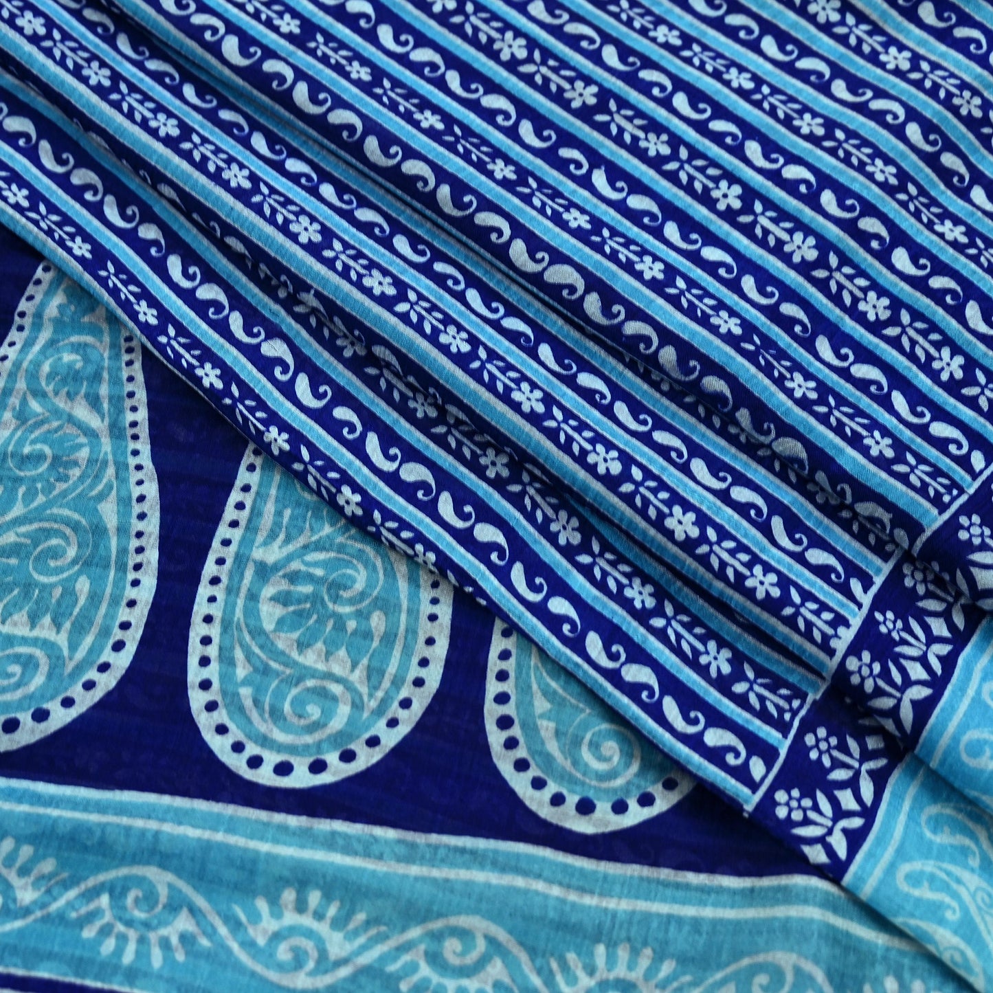 Indian Vintage Saree Blue Pure Silk Printed Sari 5yd Craft Fabric Sewing Floral Soft Wrap Sarong Quilting Used Dress making Quilting Upcycle