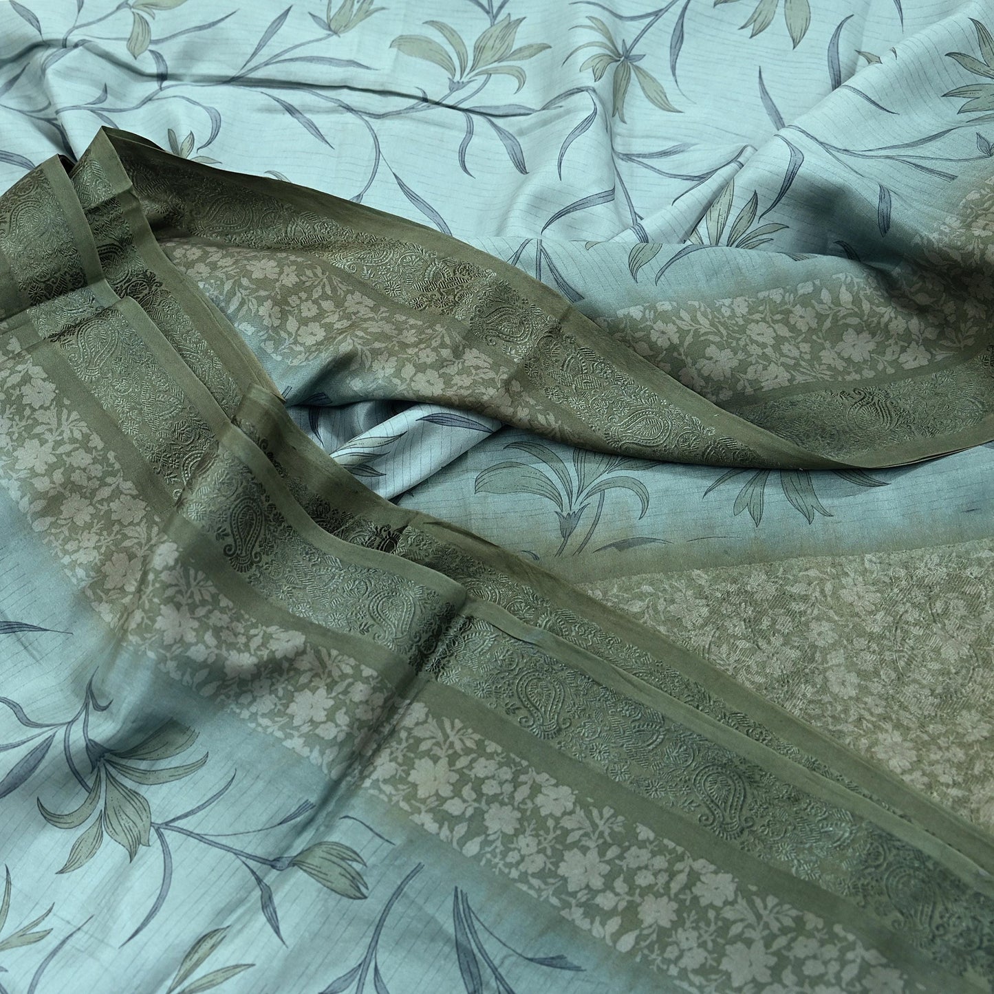 Indian Vintage Sari Green & Gray Pure Silk Woven Printed Sarees Craft Fabric 5yd Sewing Dress Making Floral Crafting Quilting Upcycle Used