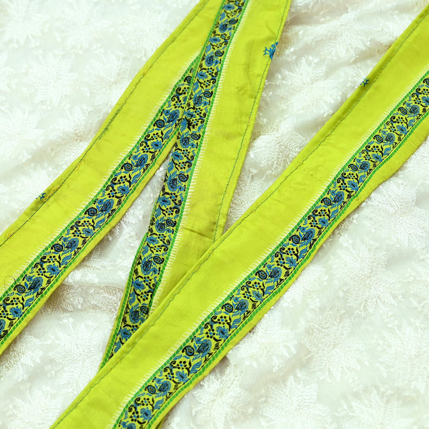 Indian Vintage Nion Green Sari Border Pure Silk Hand Woven Baluchari 1YD Craft Trim Lace Ribbon Recycled Sari Border dress Making Designing