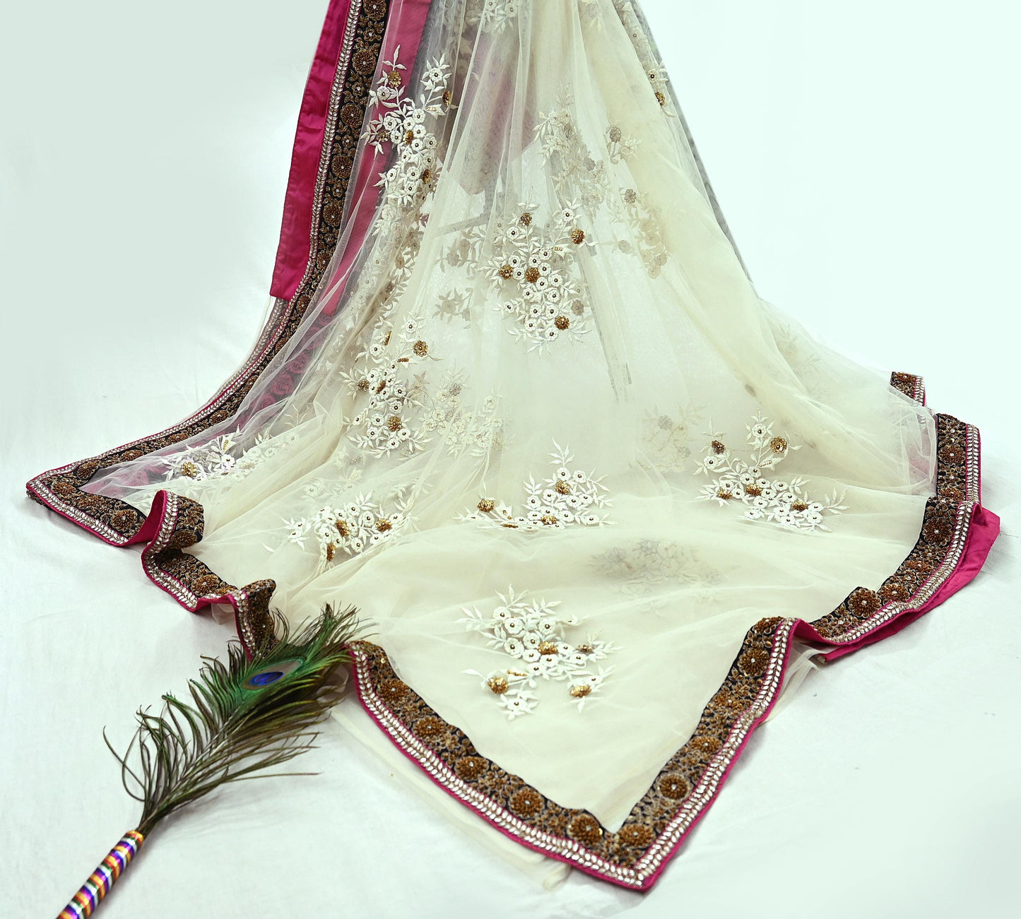 Indian Pre-owned Saree White Mesh/Net Hand Embroidered Sabyasachi Designer Sari 5Yd Soft Ethnic Bollywood Party saree