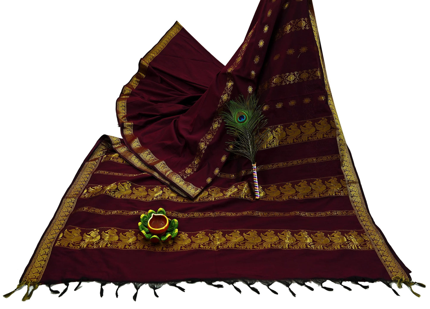 Indian Vintage Heavy Sari Maroon Hand Woven Kanjivaram Sarees Fabric 6Yd Ethnic Zari Dress making Crafting Bollywood sari