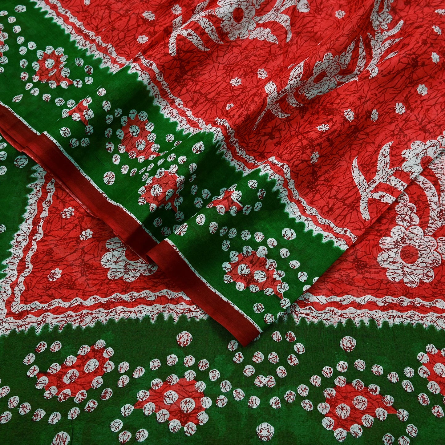 Indian Vintage Sari Red & Green Batik Printed Saree 100% Pure Cotton 5Yd Craft Fabric Soft Sewing Sarong Wrap Boho Quilting Dress Making
