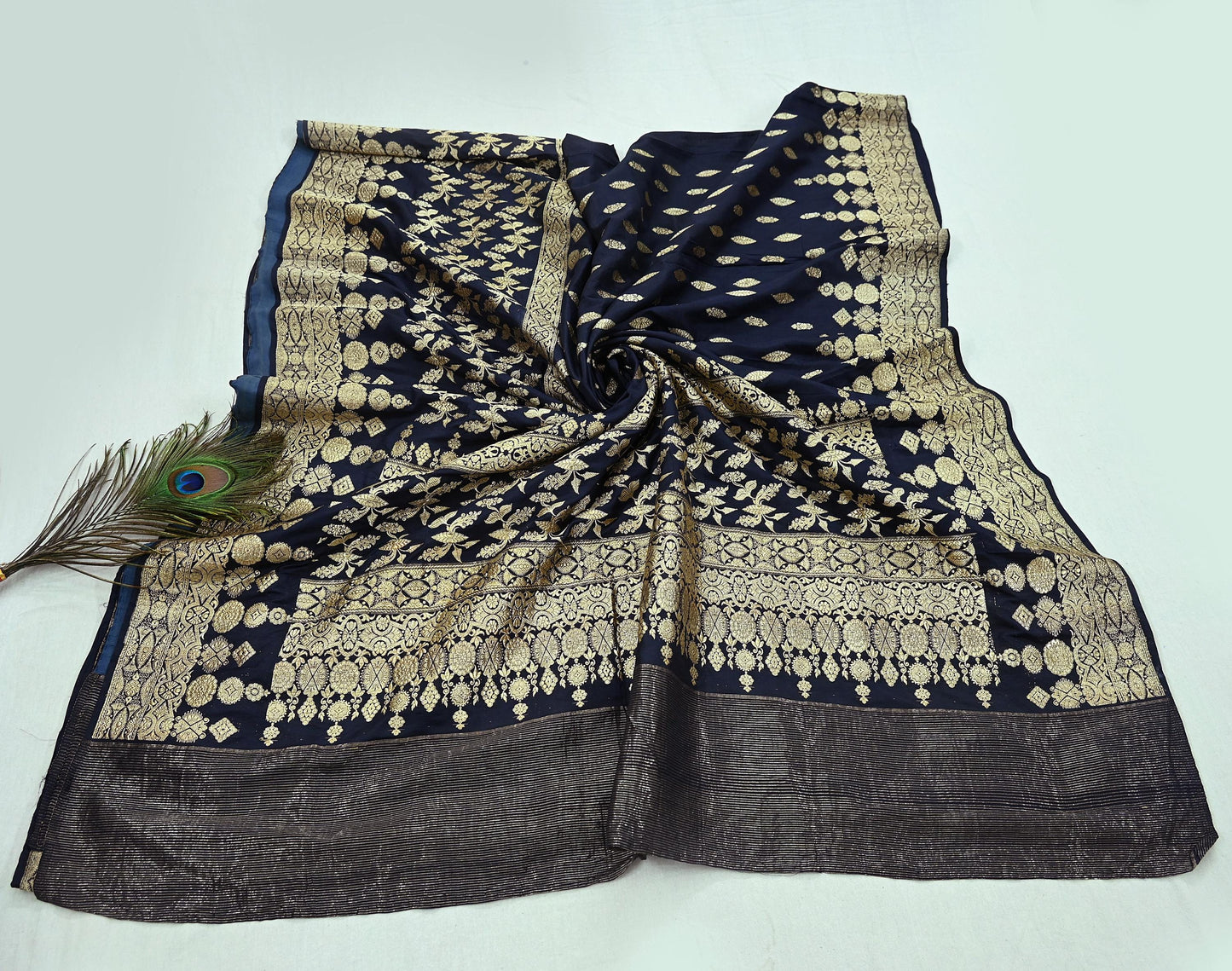 64 years old Indian Antique Vintage Heavy Wedding Sari Deep Blue Pure Silk Hand Woven Banarasi Sarees Zari 5Yd Pre-owned Dress Designing