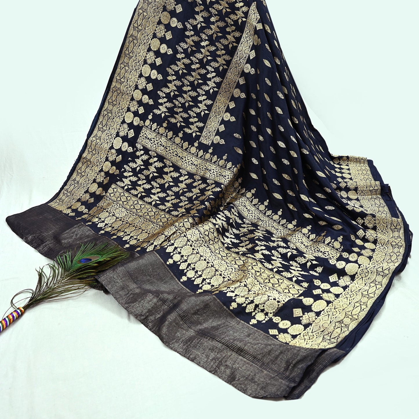 64 years old Indian Antique Vintage Heavy Wedding Sari Deep Blue Pure Silk Hand Woven Banarasi Sarees Zari 5Yd Pre-owned Dress Designing