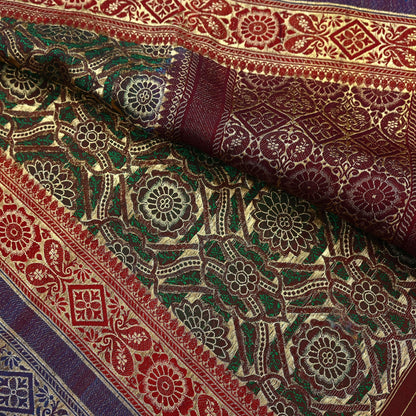 Indian Antique Vintage Heavy Wedding Sari Green Pure Satin Silk Hand Woven Banarasi Sarees Zari 5Yd Pre-owned Designing