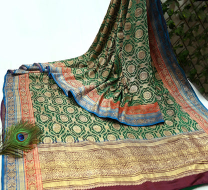 Indian Antique Vintage Heavy Wedding Sari Green Pure Satin Silk Hand Woven Banarasi Sarees Zari 5Yd Pre-owned Designing