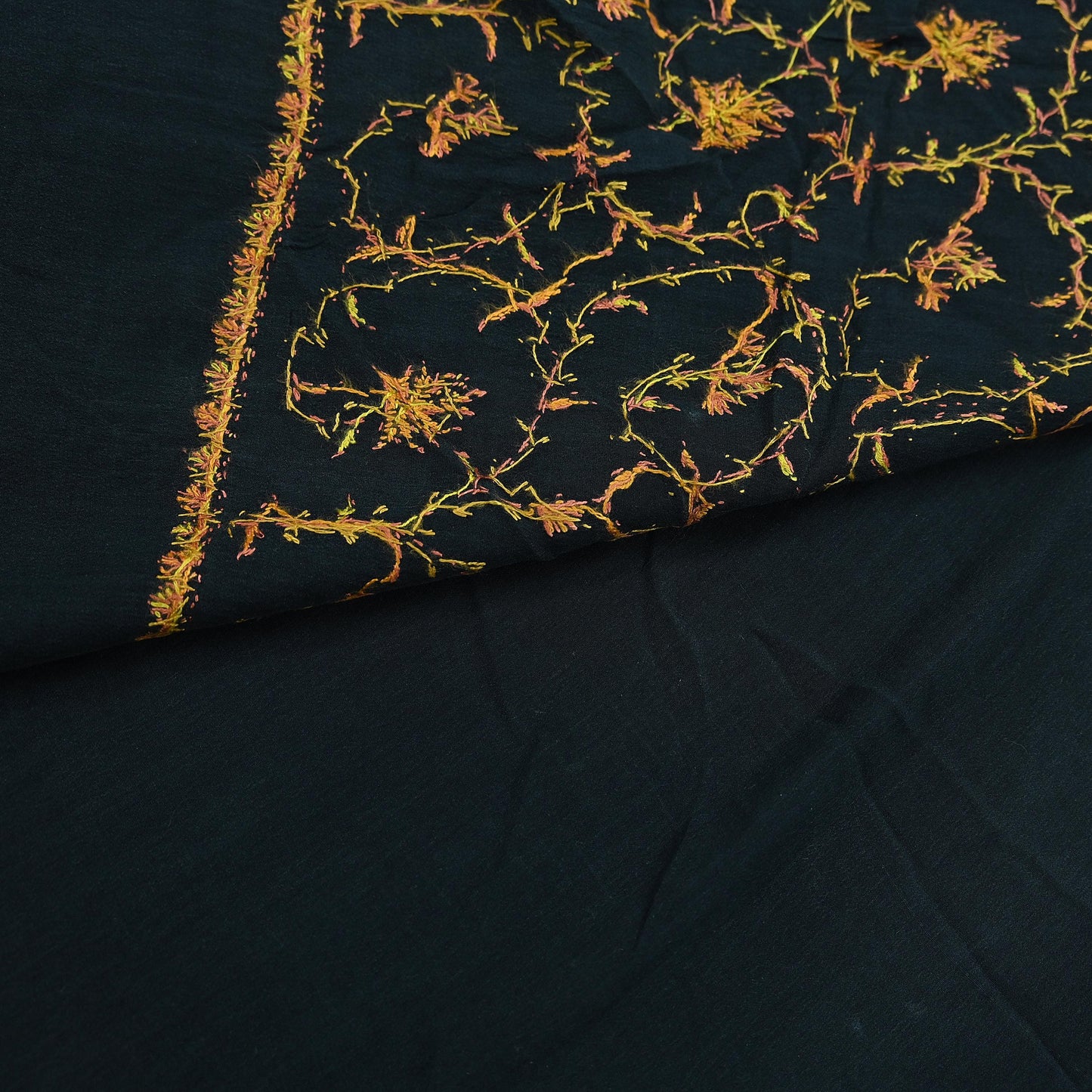 Indian Antique Vintage Heavy Sari Black Pure Crepe Silk Hand Embroidered Kashmiri Suzani Work Sarees 5Yd Sewing Ethnic Dress making Crafting