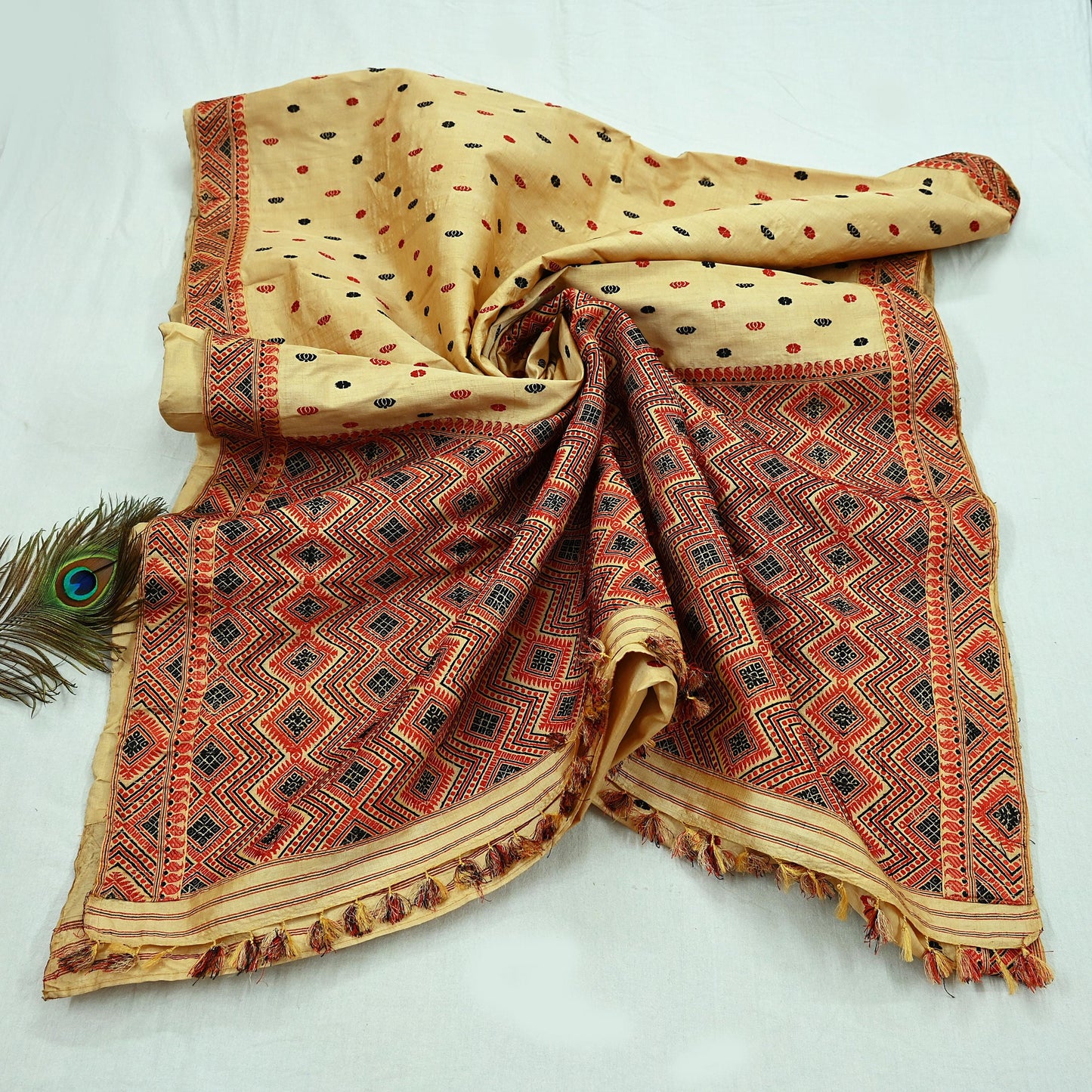 Indian Vintage Beige Saree Pure Khadi Silk Hand Embroidered Sari Handloom Craft Fabric 5yd Ethnic Wear Border Dress making Upcycle Fringes