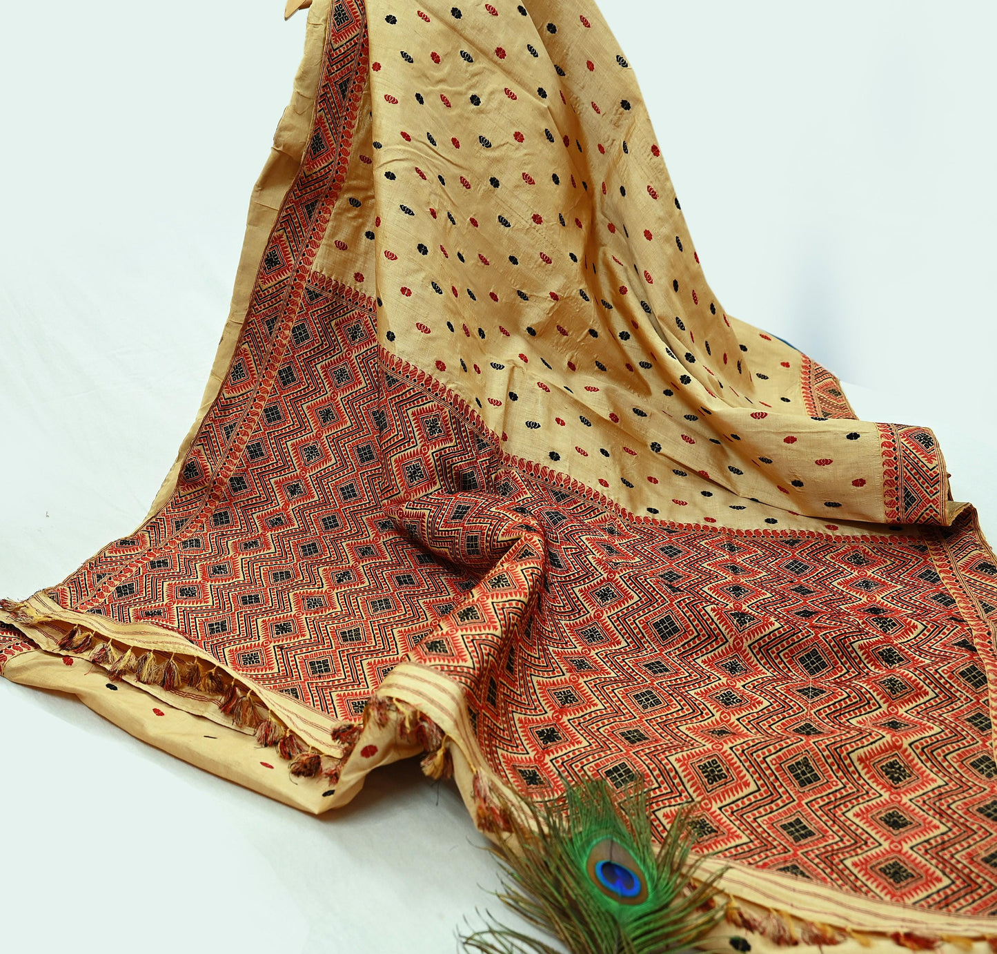 Indian Vintage Beige Saree Pure Khadi Silk Hand Embroidered Sari Handloom Craft Fabric 5yd Ethnic Wear Border Dress making Upcycle Fringes